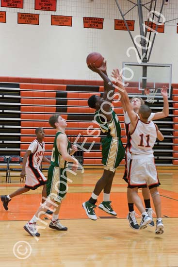 Fr Bkball 082