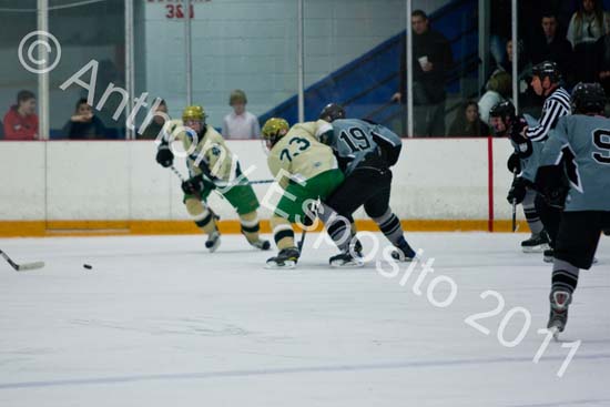 V Hockey 443